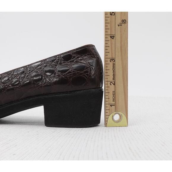 Salvatore Ferragamo Pumps 7.5 Low Heel Narrow Croc Embossed Work Comfort Shoes - Picture 16 of 16